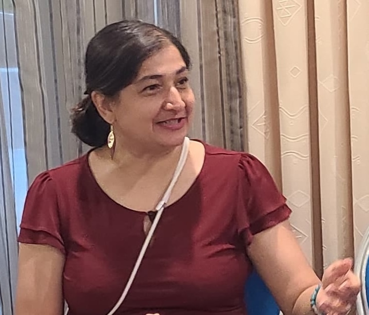 Meenakshi in a one-to-one coaching conversation